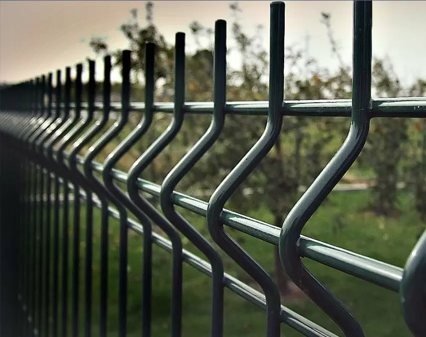 Металлический 3д забор от производителя на заказ в г.Оса